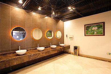 《赛博朋克2077》1.3更新后出新Bug 银手面目全非